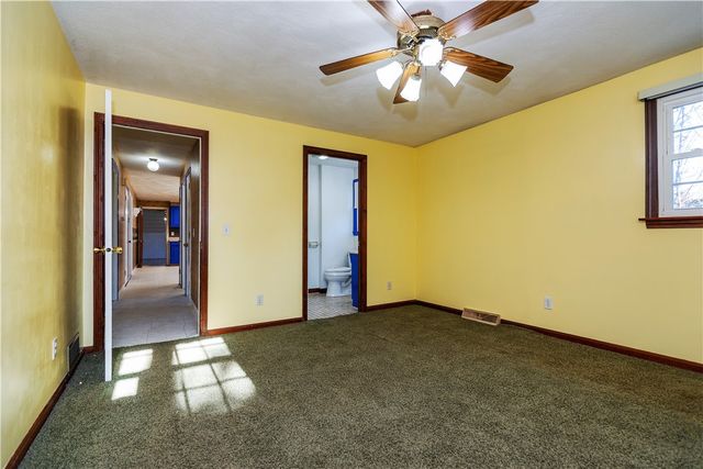 38 Greenwood Road, North Kingstown, RI 02852