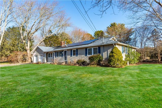 38 Greenwood Road, North Kingstown, RI 02852