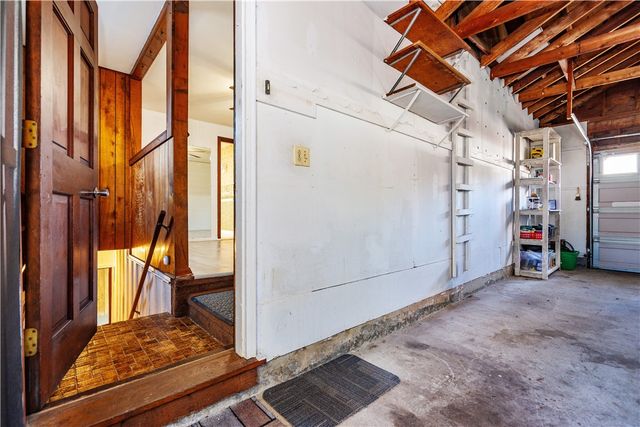 38 Greenwood Road, North Kingstown, RI 02852