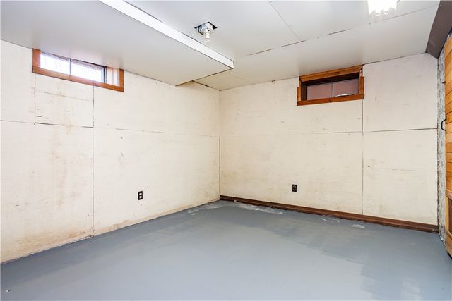 38 Greenwood Road, North Kingstown, RI 02852