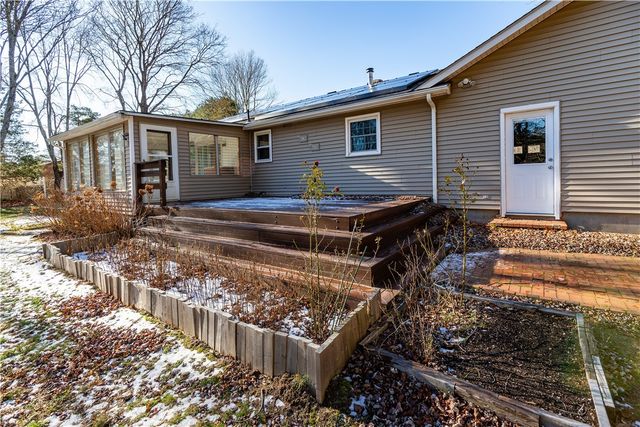 38 Greenwood Road, North Kingstown, RI 02852