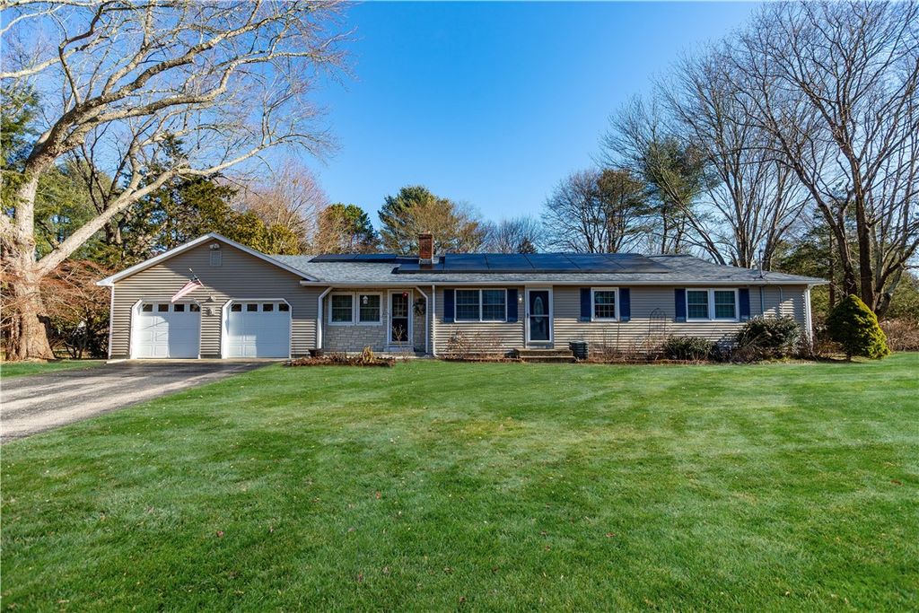 38 Greenwood Road, North Kingstown, RI 02852