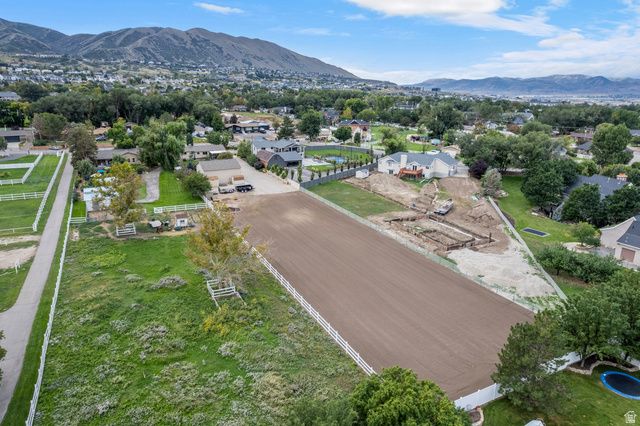 835 E CANYON BREEZE LN, Draper, UT 84020