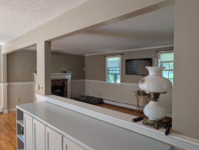 39 Warwick Way, Mashpee, MA 02649
