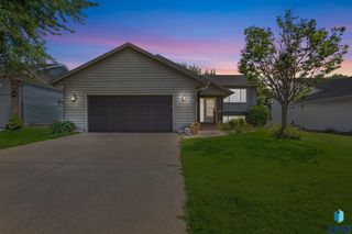 800 N Sherwood Ave, Sioux Falls, SD 57103