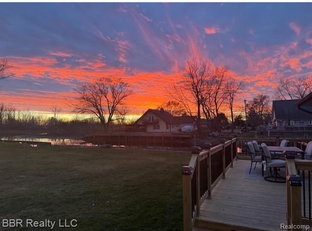 35342 Lake Drive, Brownstown, MI 48173