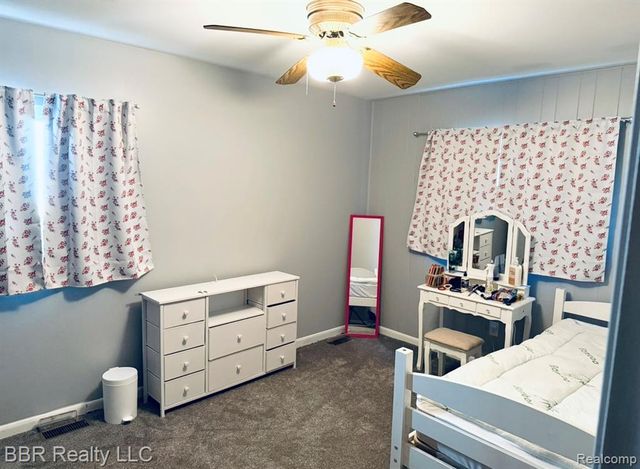 35342 Lake Drive, Brownstown, MI 48173