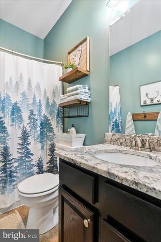 133 SPARTAN DR, Martinsburg, WV 25403