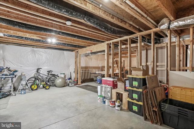 133 SPARTAN DR, Martinsburg, WV 25403