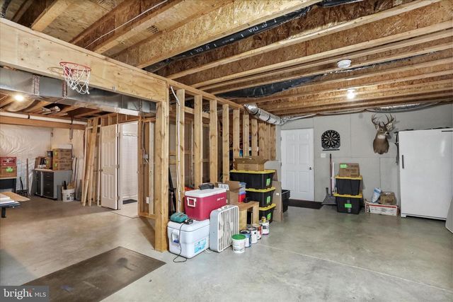 133 SPARTAN DR, Martinsburg, WV 25403