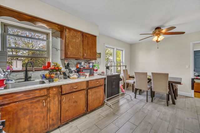 3257 N Kostner Avenue, Chicago, IL 60641