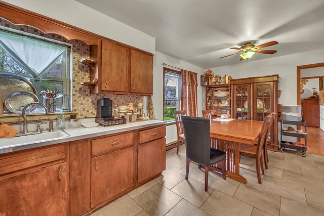 3257 N Kostner Avenue, Chicago, IL 60641