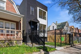 904 N Trumbull Avenue, Chicago, IL 60651