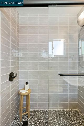 1003 Santa Cruz Dr, Pleasant Hill, CA 94523