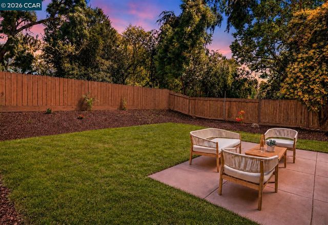 1003 Santa Cruz Dr, Pleasant Hill, CA 94523