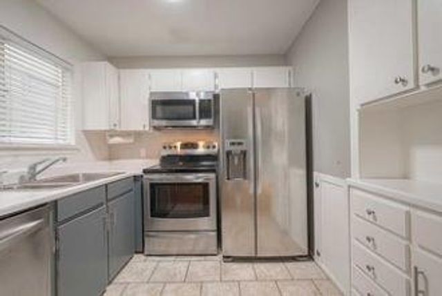 2113 Stanford Street, Houston, TX 77006