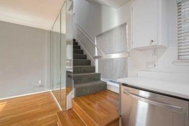 2113 Stanford Street, Houston, TX 77006