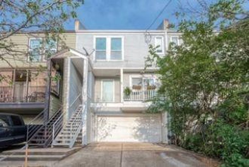 2113 Stanford Street, Houston, TX 77006