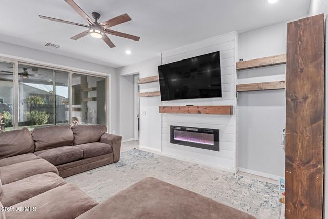 4211 E CAITLIN Drive, San Tan Valley, AZ 85140