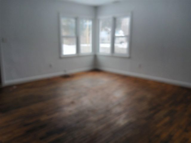 229 W High Street, Bangor, MI 49013