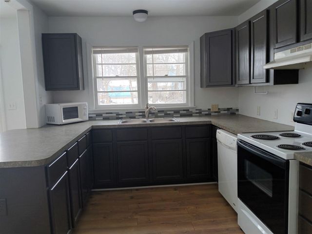 229 W High Street, Bangor, MI 49013