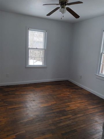 229 W High Street, Bangor, MI 49013