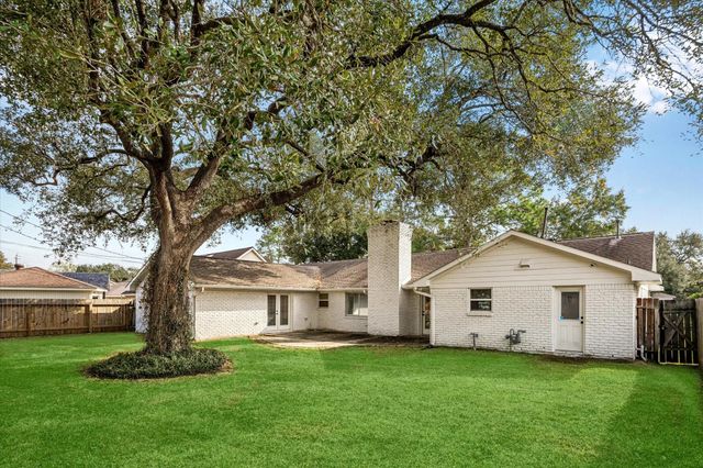 5722 Kuldell Drive, Houston, TX 77096