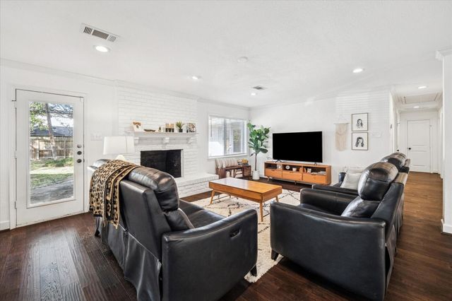 5722 Kuldell Drive, Houston, TX 77096