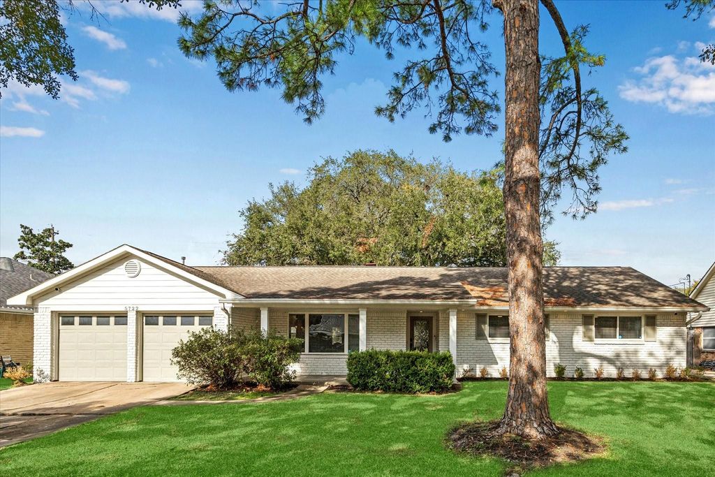 5722 Kuldell Drive, Houston, TX 77096