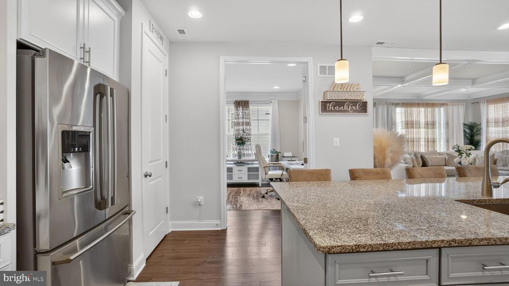 Image 13 of property listing at 7804 WOODVALE WAY, Glen Burnie, MD 21060