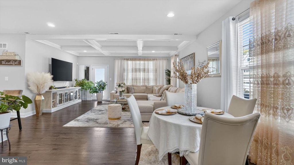 Image 17 of property listing at 7804 WOODVALE WAY, Glen Burnie, MD 21060