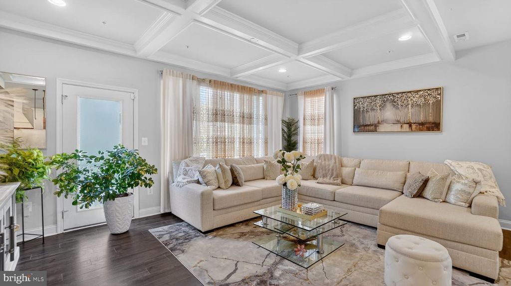 Image 19 of property listing at 7804 WOODVALE WAY, Glen Burnie, MD 21060