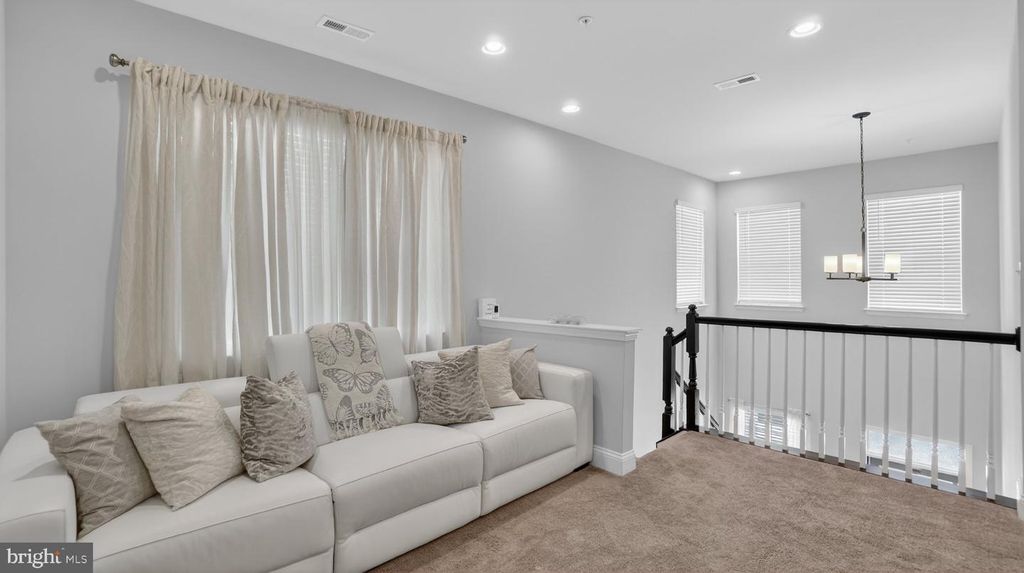 Image 26 of property listing at 7804 WOODVALE WAY, Glen Burnie, MD 21060