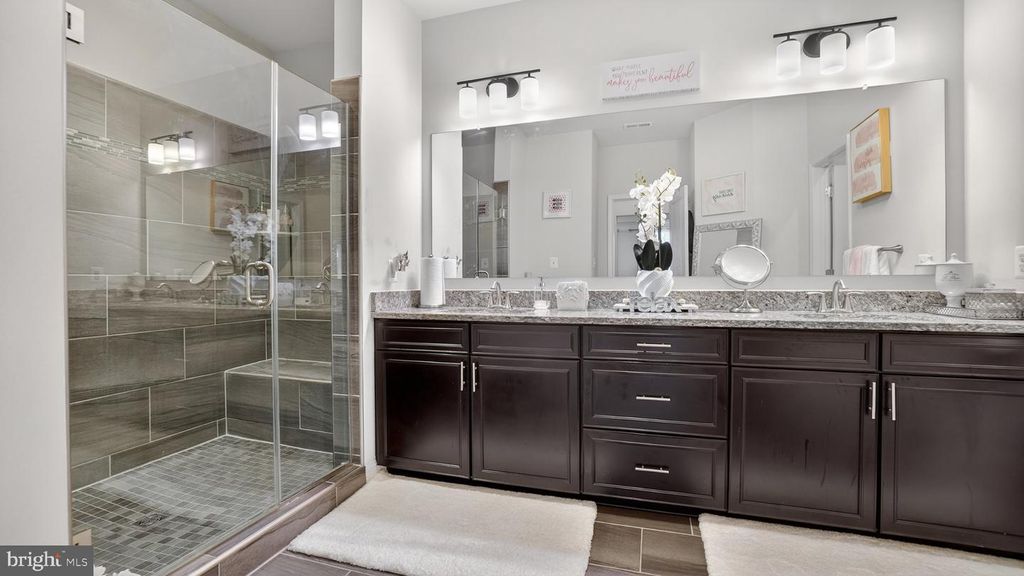 Image 37 of property listing at 7804 WOODVALE WAY, Glen Burnie, MD 21060