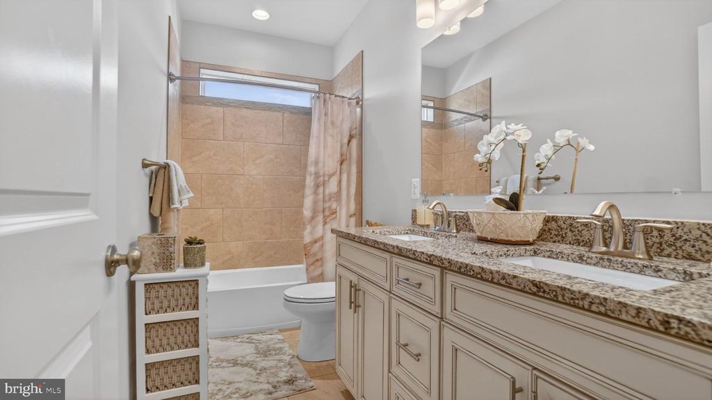 Image 43 of property listing at 7804 WOODVALE WAY, Glen Burnie, MD 21060