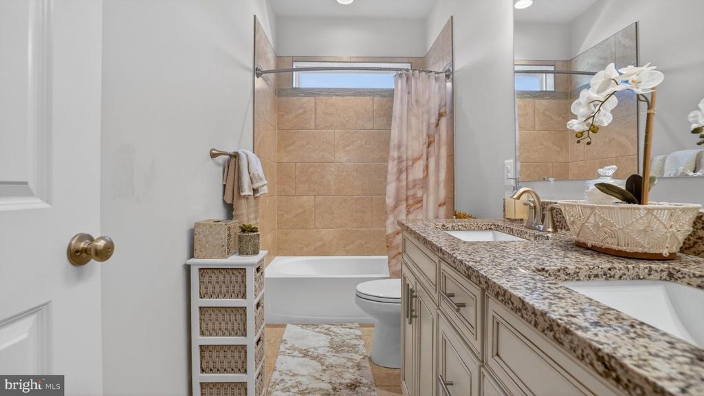 Image 44 of property listing at 7804 WOODVALE WAY, Glen Burnie, MD 21060