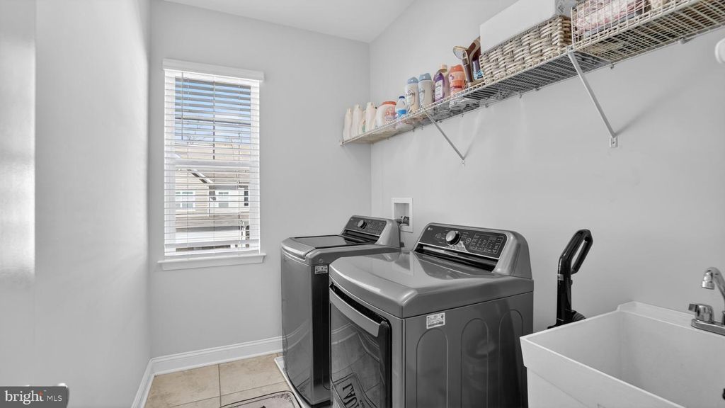 Image 45 of property listing at 7804 WOODVALE WAY, Glen Burnie, MD 21060