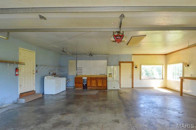 2601 Belle Mar Drive, Belleville, IL 62220
