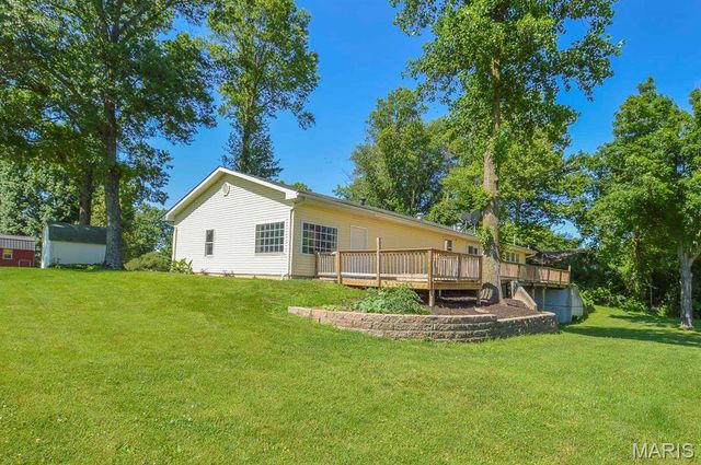 2601 Belle Mar Drive, Belleville, IL 62220