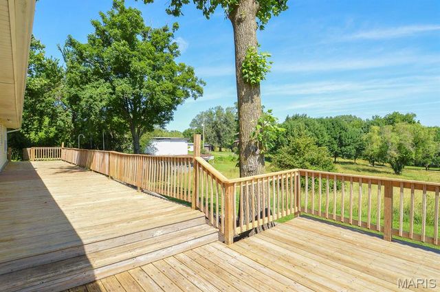 2601 Belle Mar Drive, Belleville, IL 62220