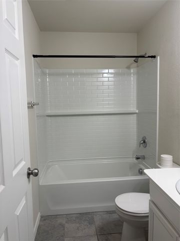 1103 Castroville Drive, Forney, TX 75126