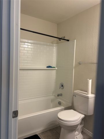 1103 Castroville Drive, Forney, TX 75126