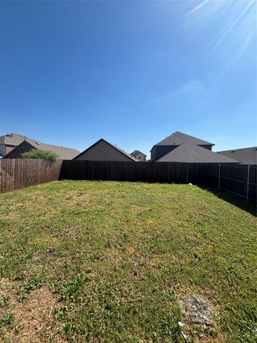 1103 Castroville Drive, Forney, TX 75126