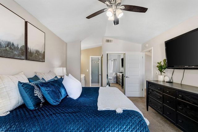 6931 Springmont Dr, Elk Grove, CA 95758