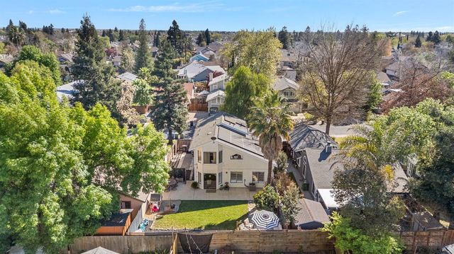 6931 Springmont Dr, Elk Grove, CA 95758