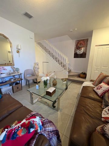 23337 SW 128th Ave, Homestead, FL 33032