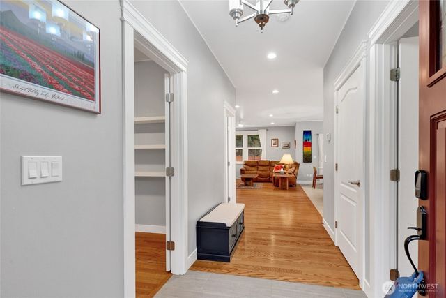 8350 Holly Lane, Maple Falls, WA 98266