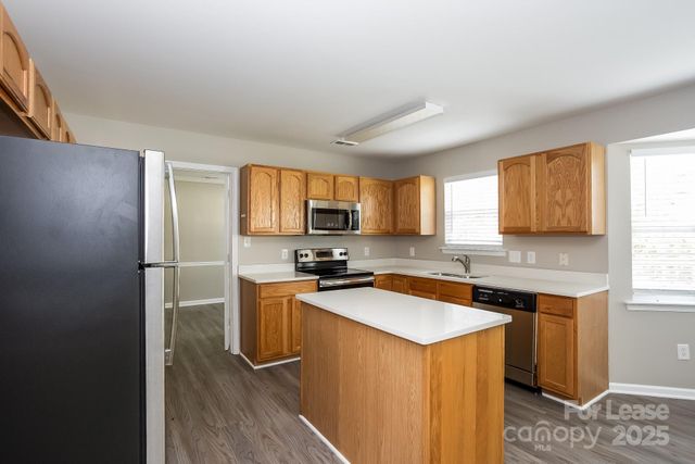 196 Stallings Mill Drive, Mooresville, NC 28115