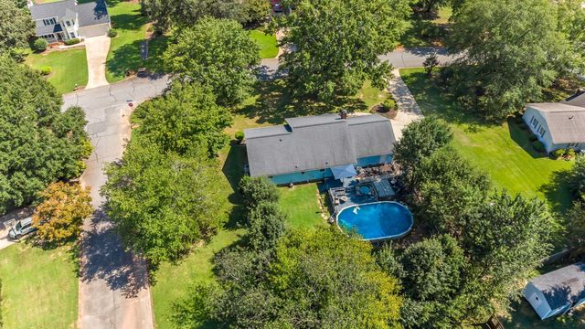 7 Chestnut Ridge Drive, Inman, SC 29349