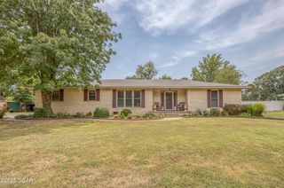 6512 Park Circle, Joplin, MO 64801